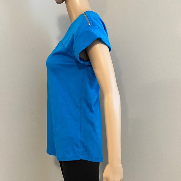 Lands End Roll sleeve tee with zipper shoulder - Picture 4 of 8